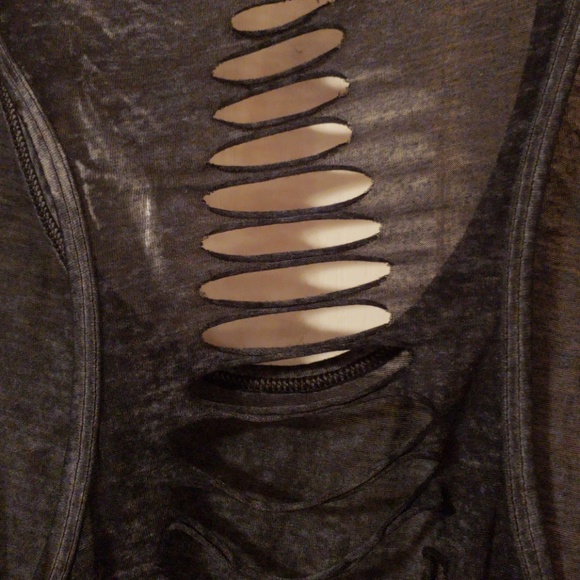 Workout Top - Picture 3 of 4